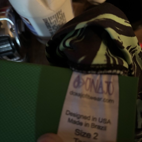 Dina Jo Fitwear Tropical Leaf Print Skort - Picture 5 of 5